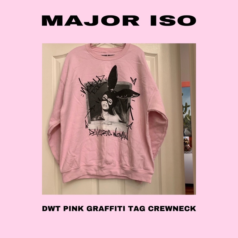 *ISO* Ariana Grande Dangerous woman tour graffiti